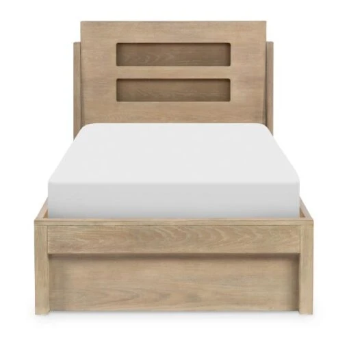District Panel Bed - Image 3