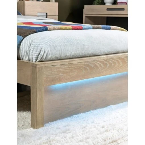 District Panel Bed - Image 7
