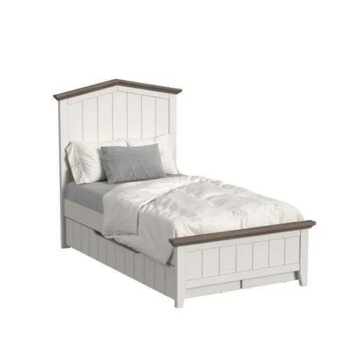 Lodge Bed
