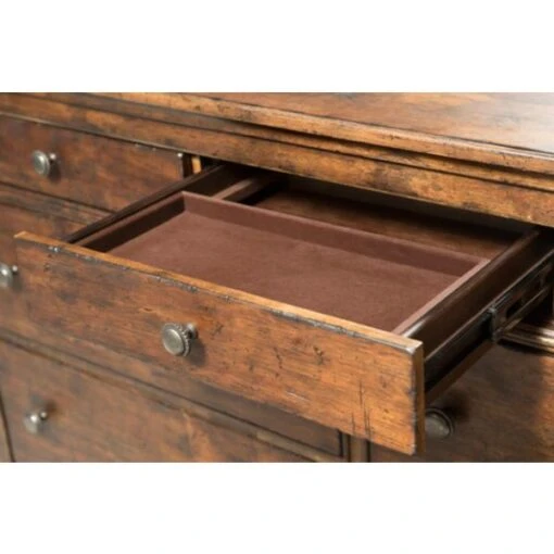 Trisha Yearwood - Daisy Dresser - Image 3