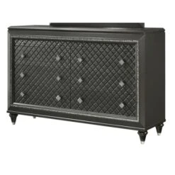 Giovani Dresser